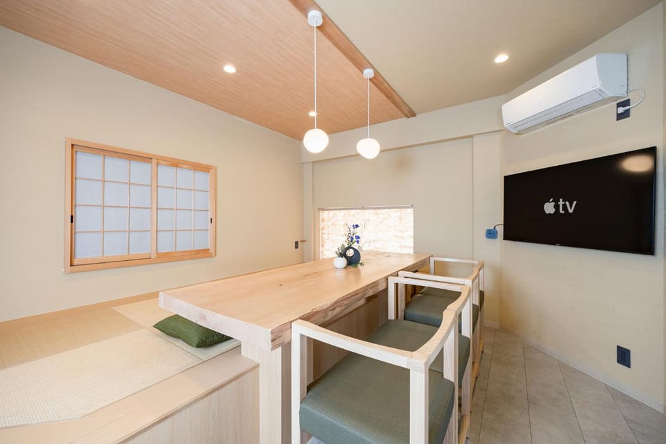 TV and multimedia, Dining area, air conditioner
