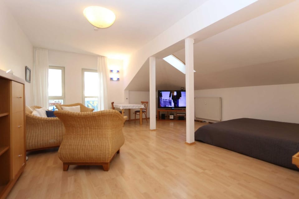 Living room, Photo of the whole room