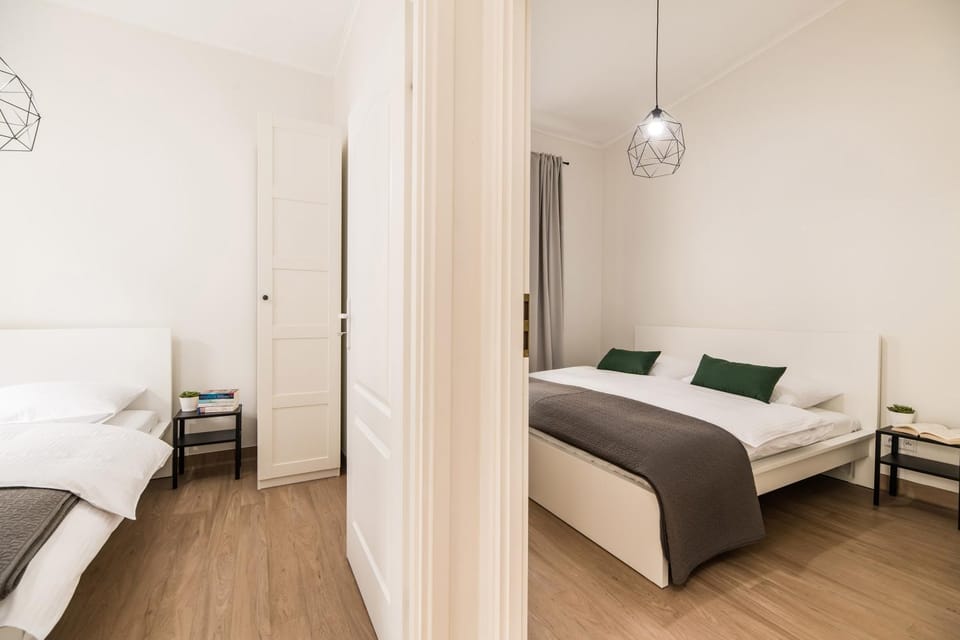 Off site, Day, Seating area, Bedroom