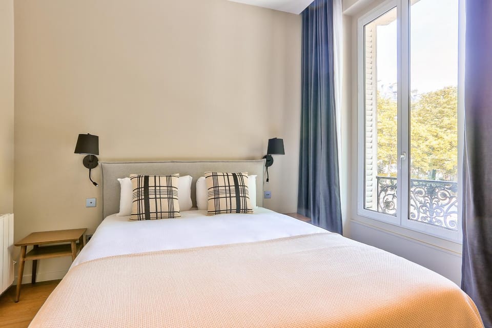 119 - Urban Spacious Apartment Sebastopol Apartment in Paris