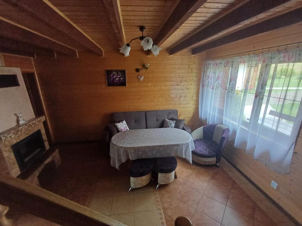 Domki U Tadzia 603-425-844 House in Slovakia