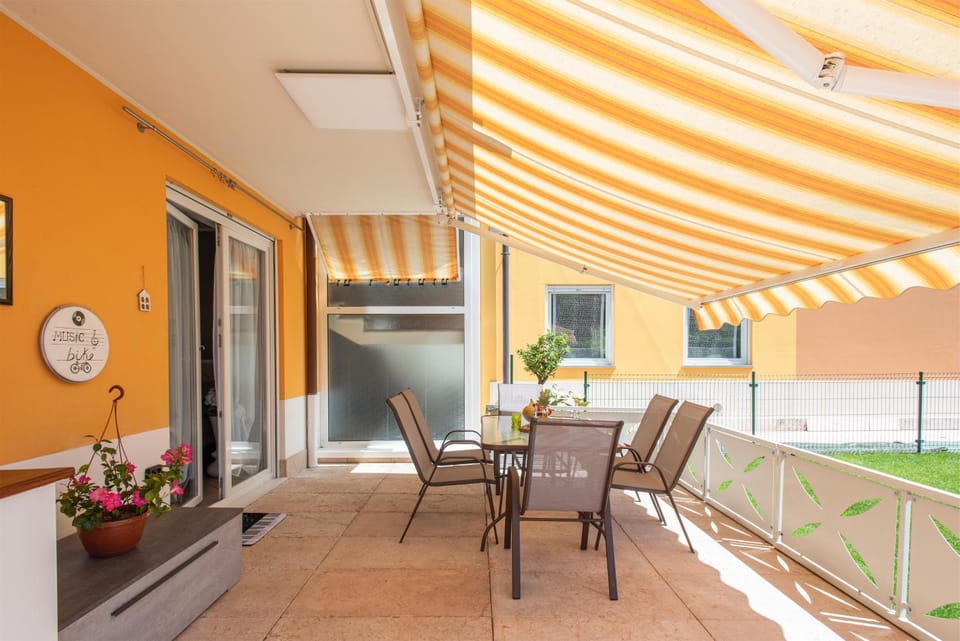 Patio, Balcony/Terrace