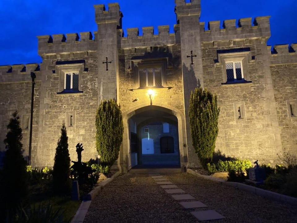Markree Courtyard Bed and Breakfast in County Sligo