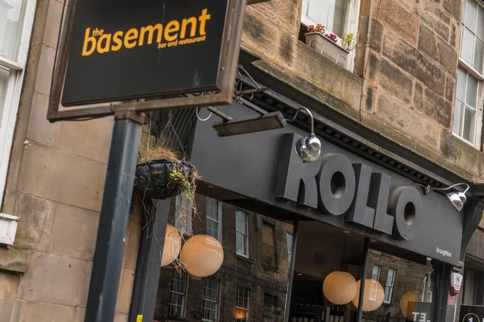Newly refurbished city centre chic pad Apartment in Edinburgh