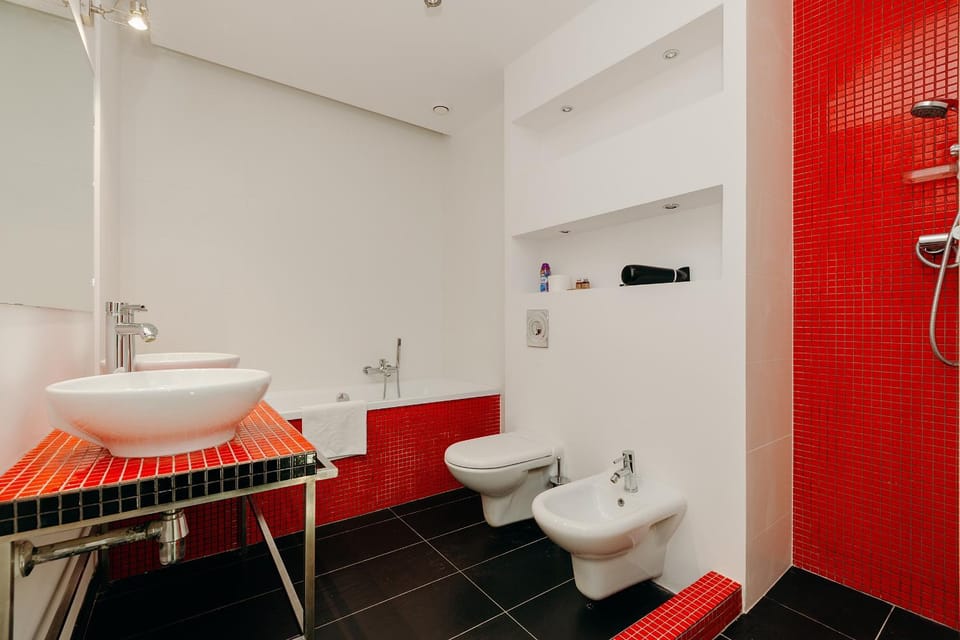 Shower, Toilet, Bathroom