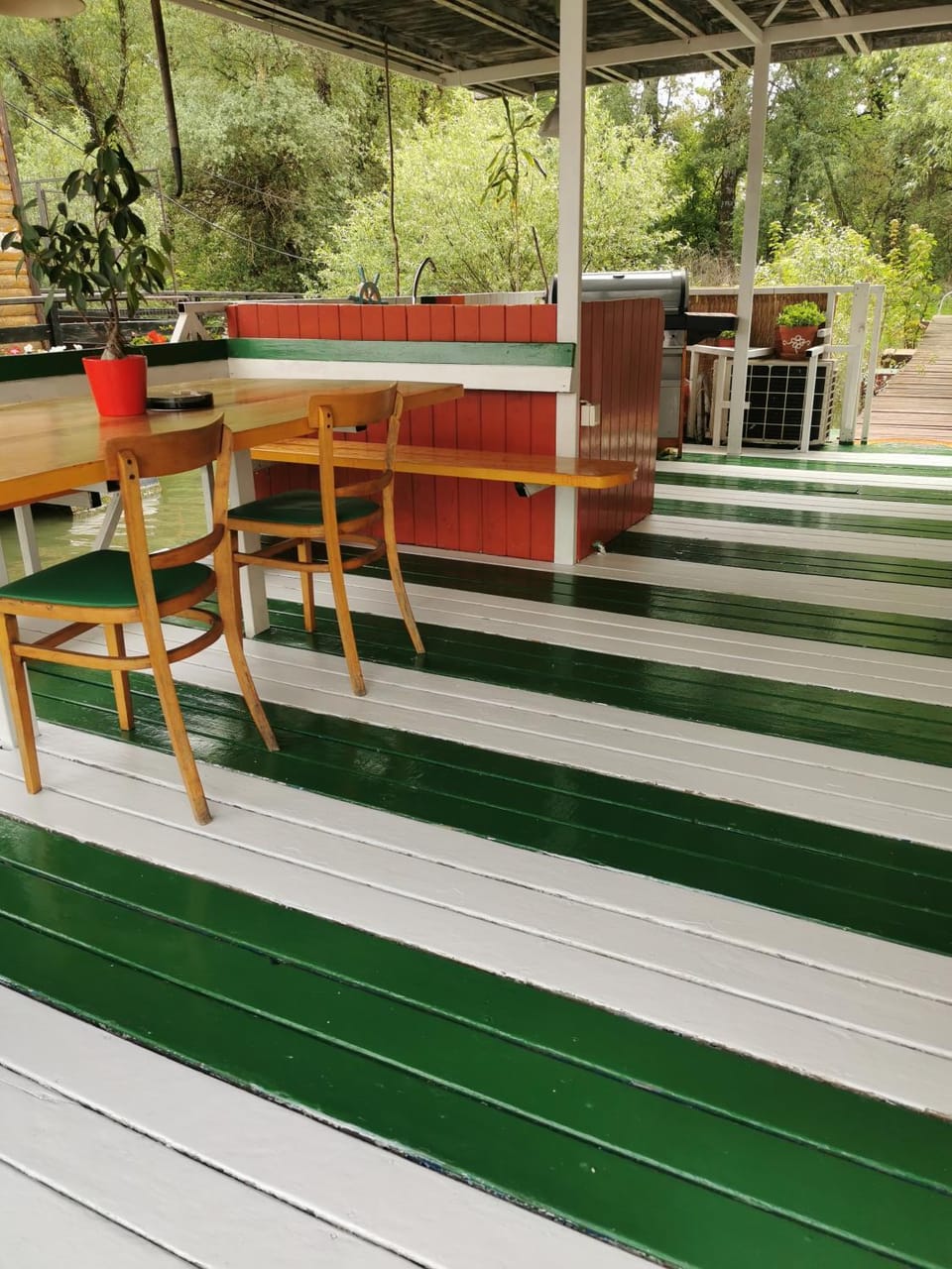 En ChillAda River house House in Belgrade