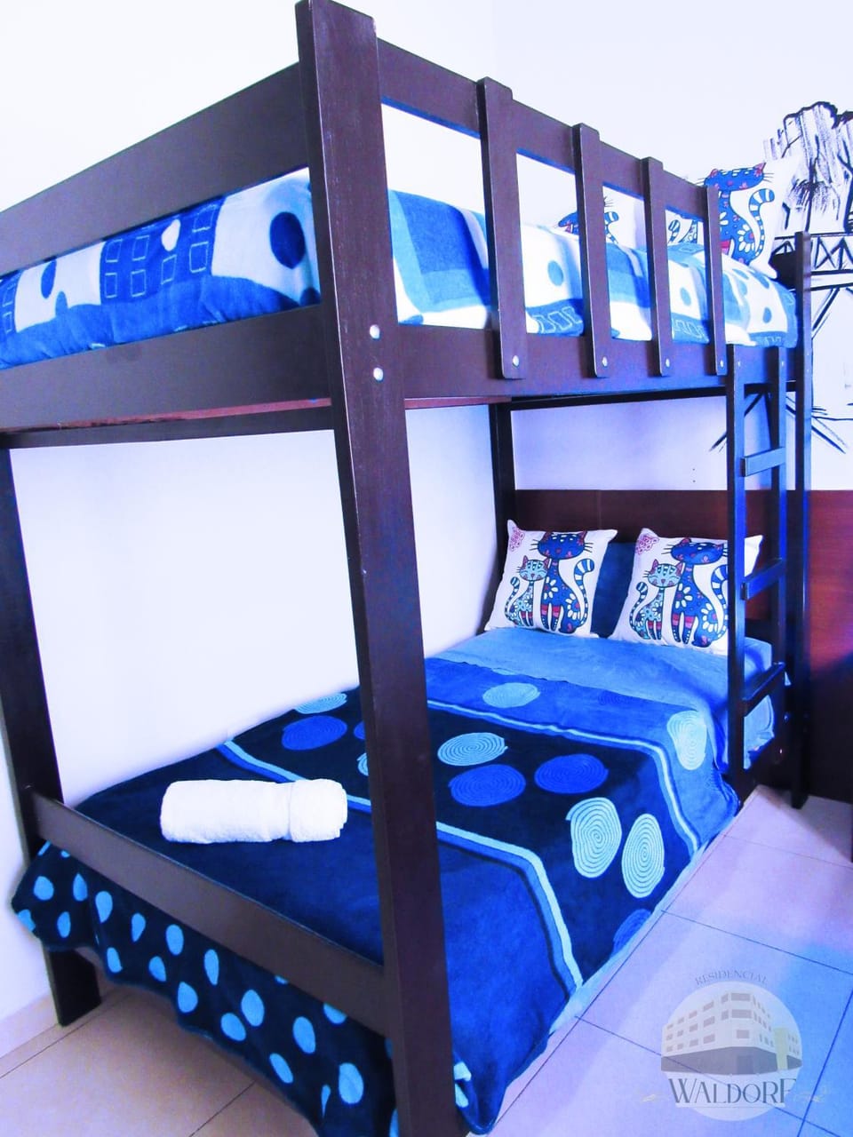 Residencial Waldorf Bed and Breakfast in Miraflores