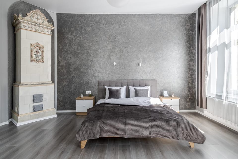 Photo of the whole room, Decorative detail, Seating area, Bedroom