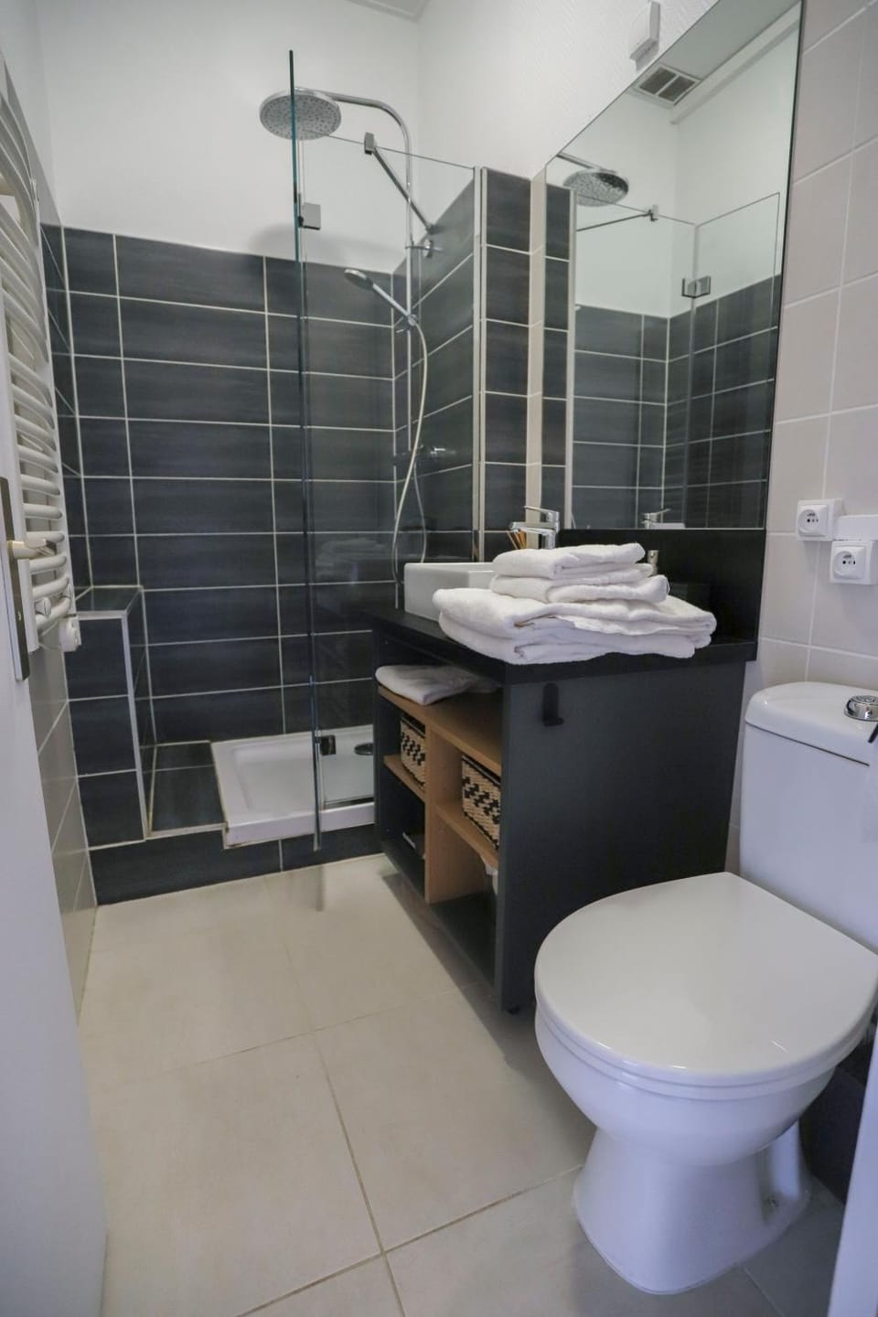 Shower, Toilet, Bathroom