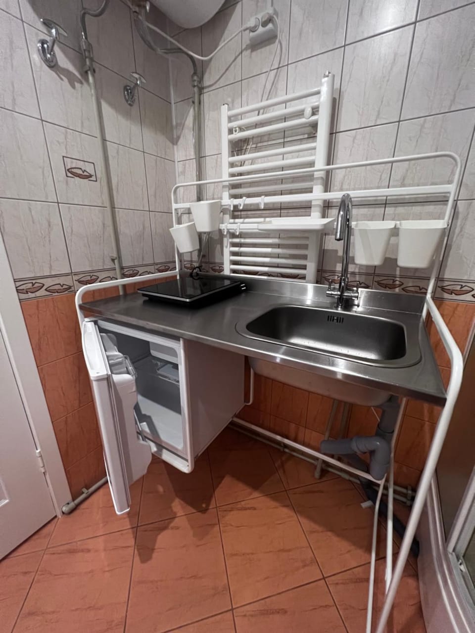 Kitchen or kitchenette, stove