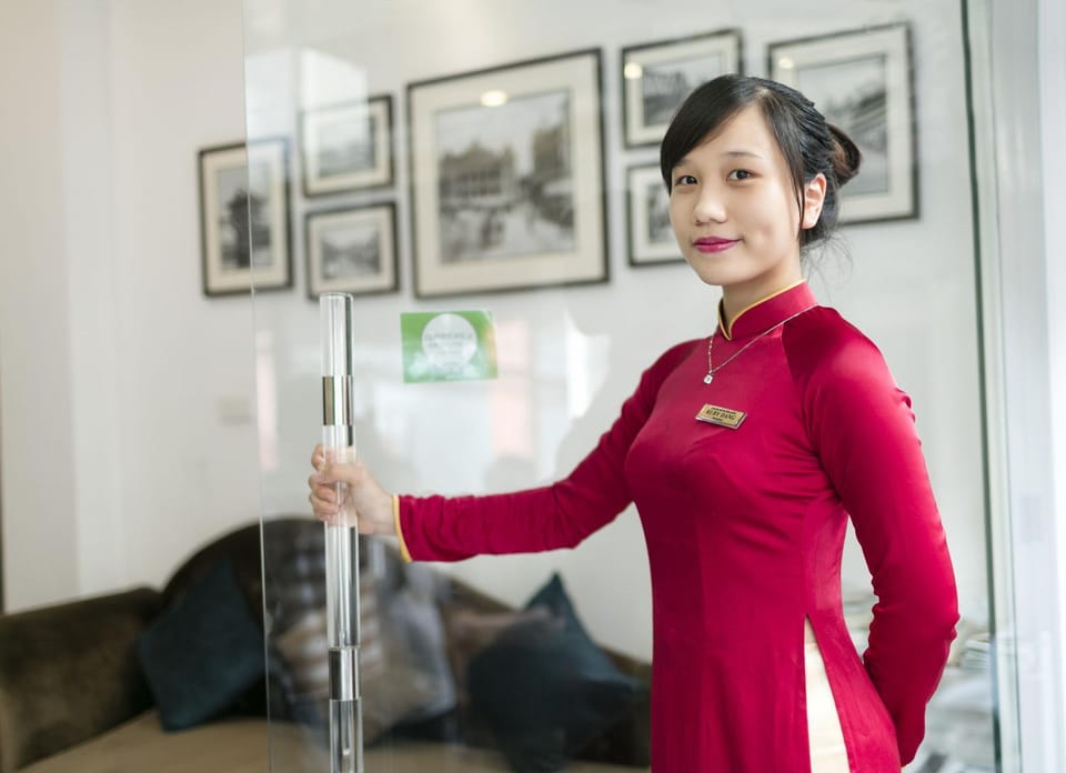 Property building, Staff, Lobby or reception