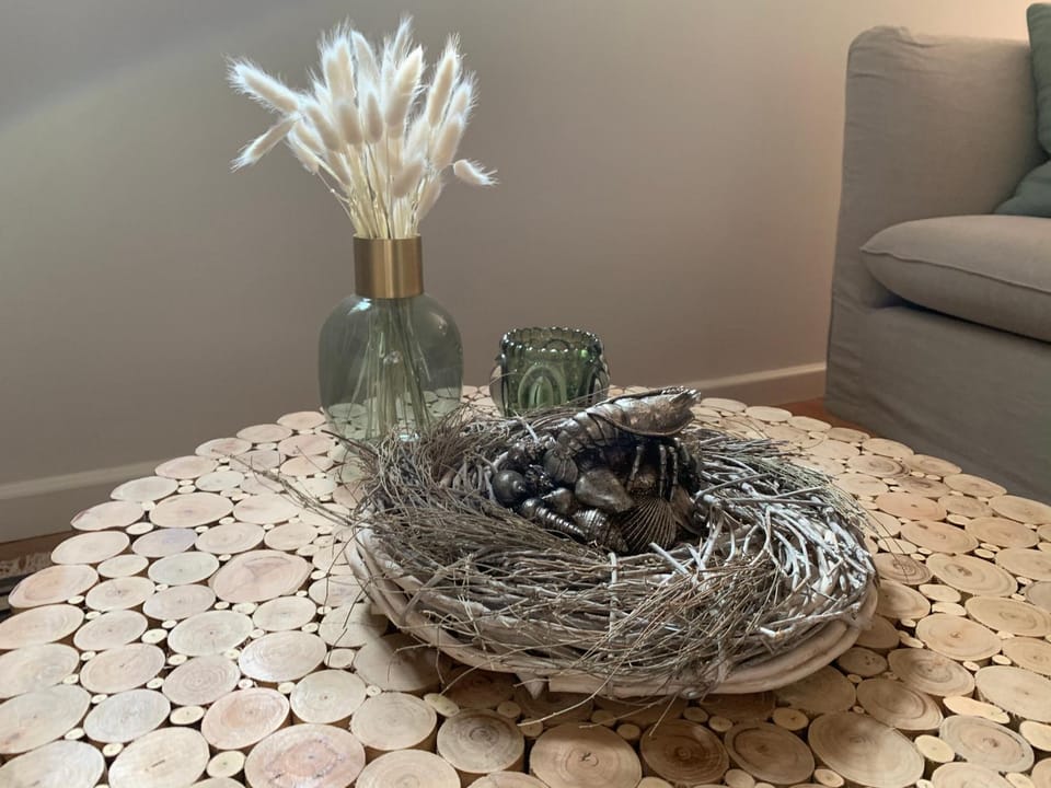 Living room, Photo of the whole room, Decorative detail, Decorative detail