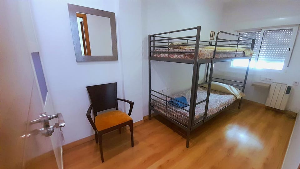 Photo of the whole room, bunk bed, Inner courtyard view, heating, wardrobe
