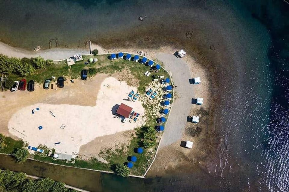 RIBARIĆ House in Lika-Senj County