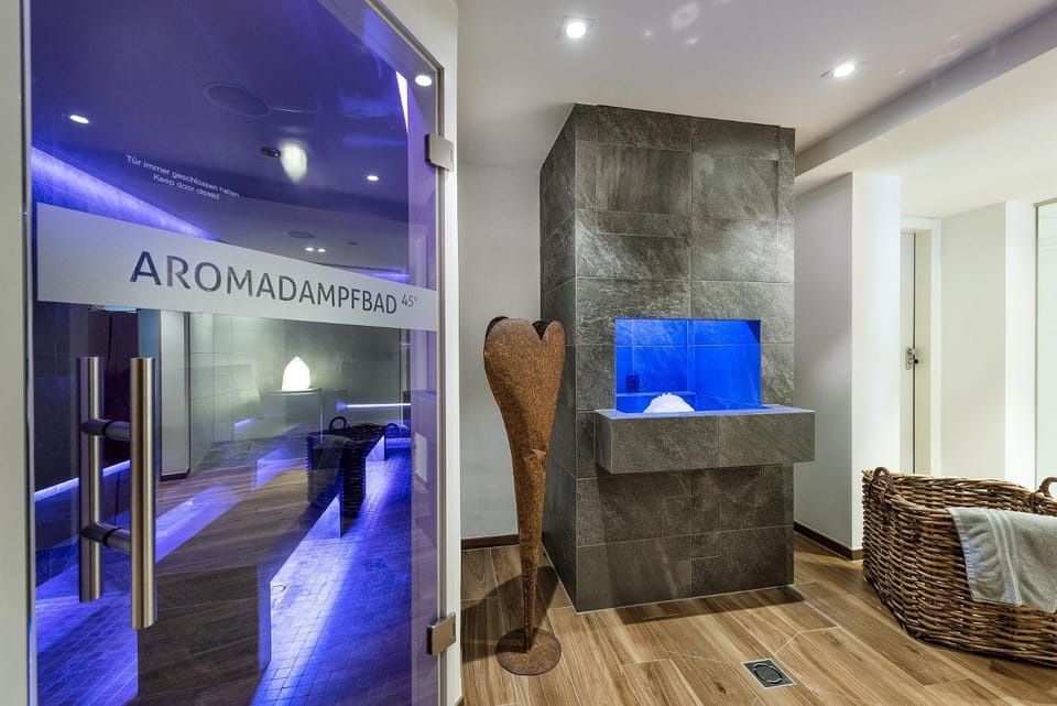 Sauna, Steam room, Spa and wellness centre/facilities, Spa and wellness centre/facilities