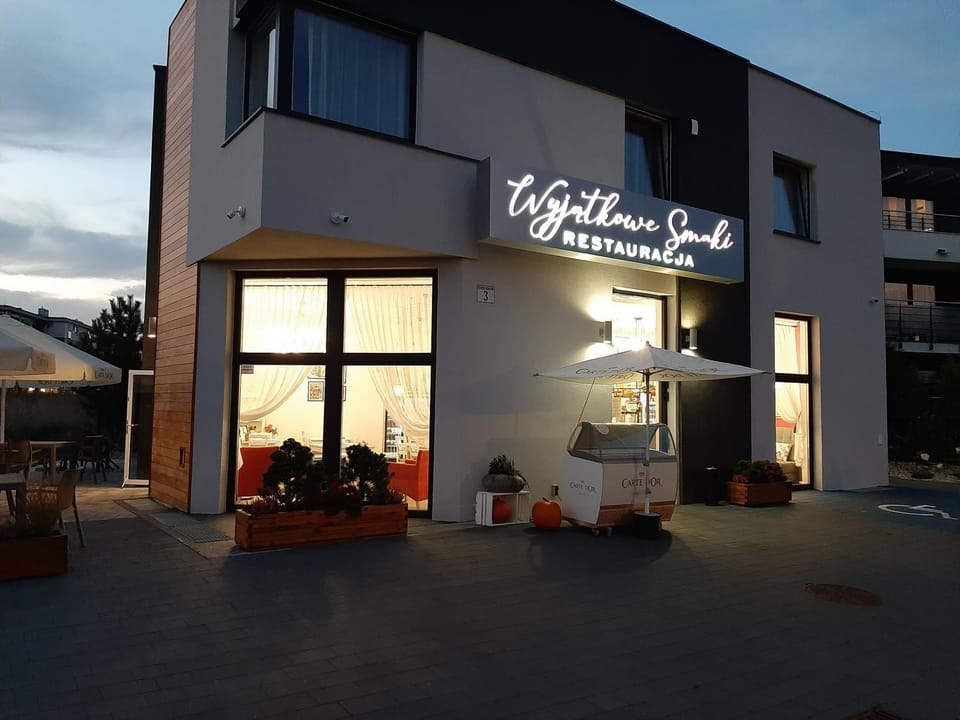 Property building, Restaurant/places to eat, Facade/entrance, Property logo or sign, View (from property/room), Other, Decorative detail, Floor plan, On site, Area and facilities