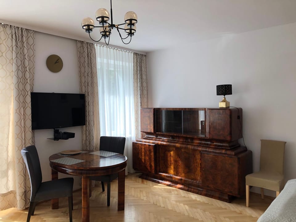Art deco Apartment Apartment in Warsaw