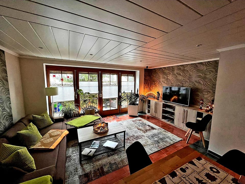 Living room, Seating area