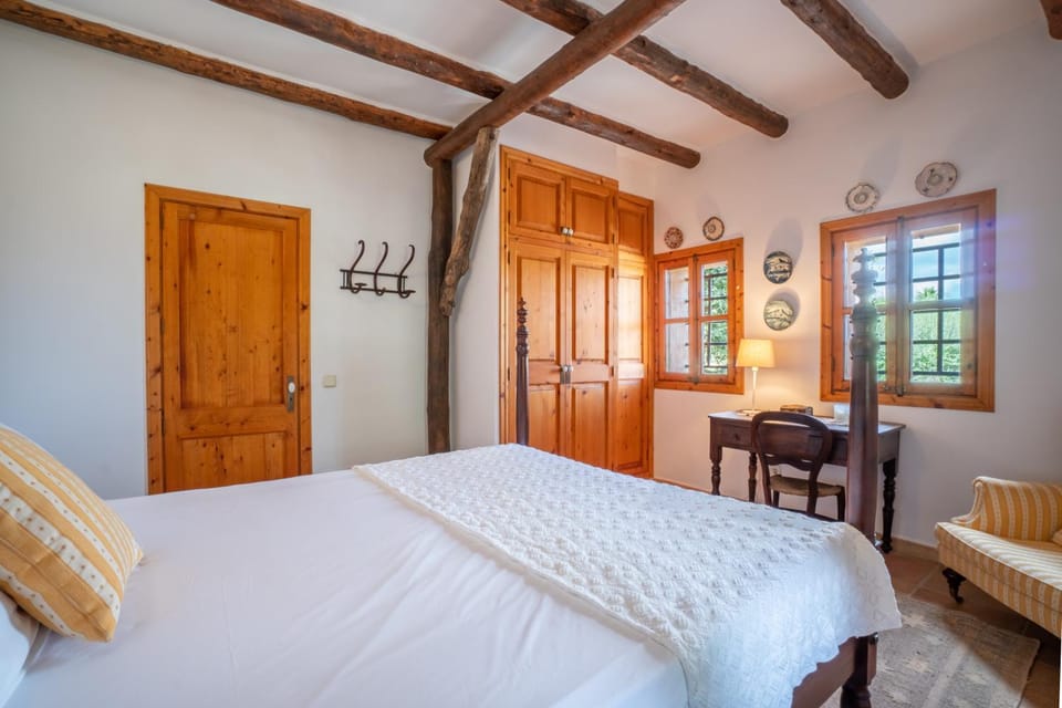 Bed, Bedroom, wardrobe