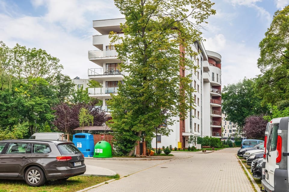Property building, Off site