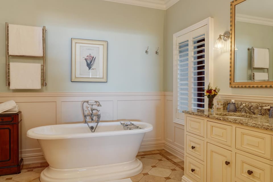 Bathroom, Bath