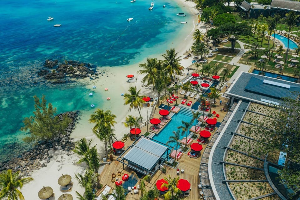 Restaurant/places to eat, Day, Natural landscape, Bird's eye view, Beach, Pool view, Sea view, Swimming pool, sunbed
