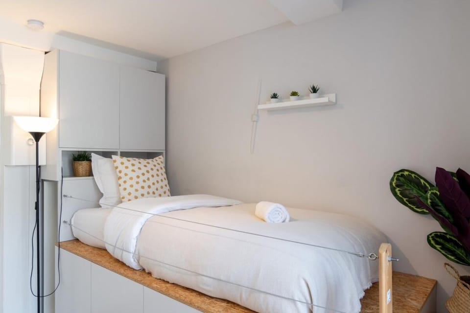 Lille Hypercentre/Railway stations -Nice studio Apartment in Lille