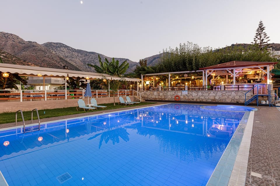 Property building, Swimming pool