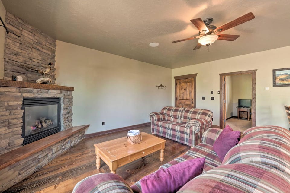 Well-Appointed Sterling Casita with Full Kitchen! House in Utah