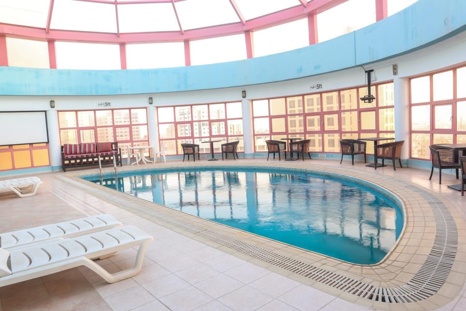 Pool view, Swimming pool
