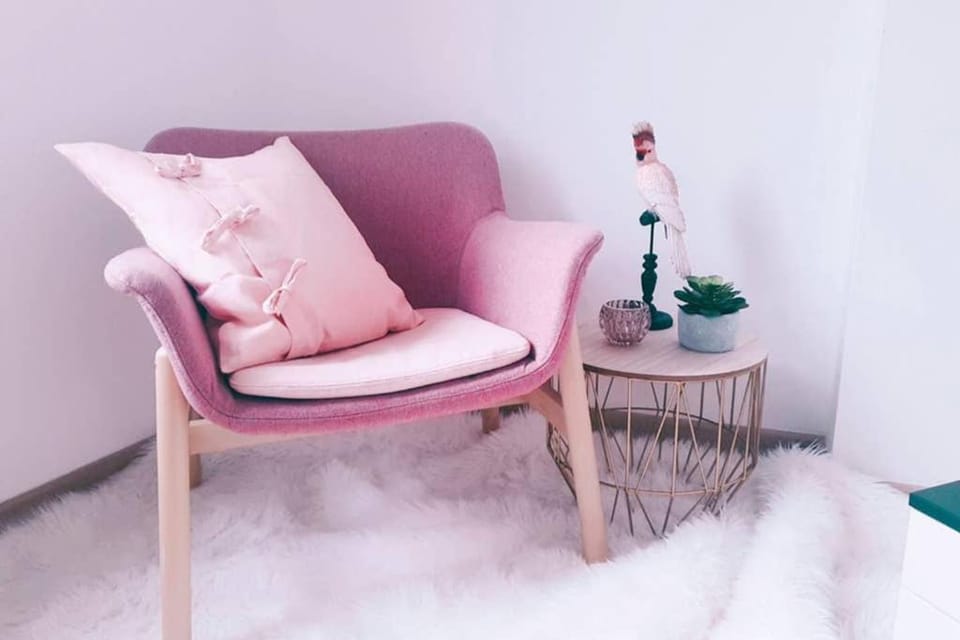 Pink studio Mons ✓ TOP position ! Apartment in Hauts-de-France