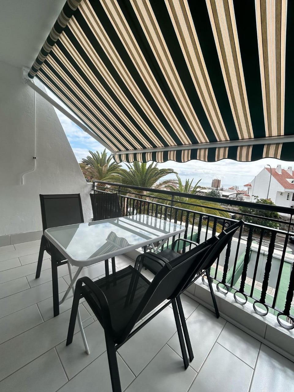 Balcony/Terrace, Seating area, Dining area