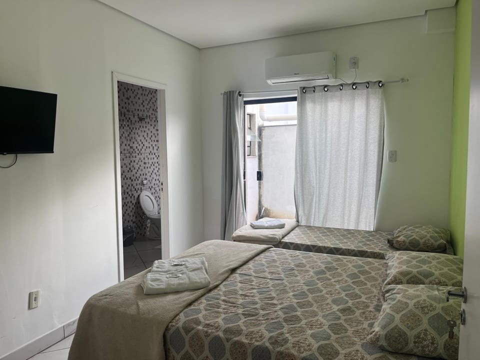 Pousada Maria Maria Próximo ao Santuário Nacional Inn in State of São Paulo