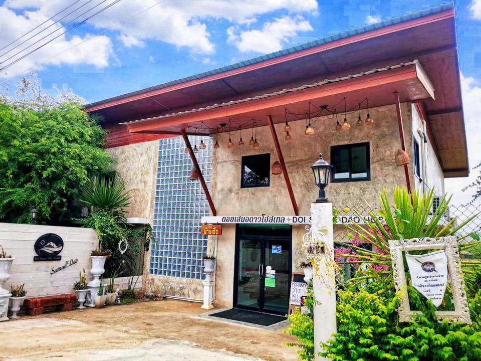 Property building, Day