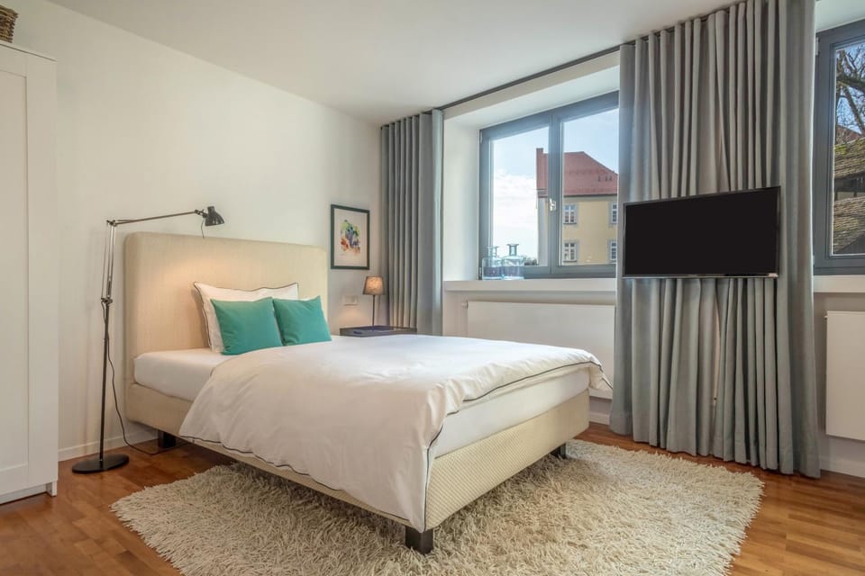 Living room, Bedroom