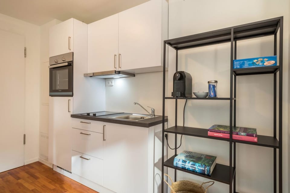 Kitchen or kitchenette, Living room