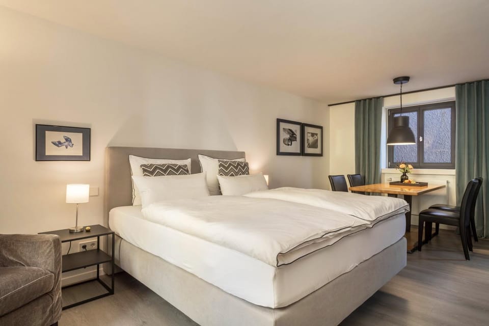 Living room, Bedroom