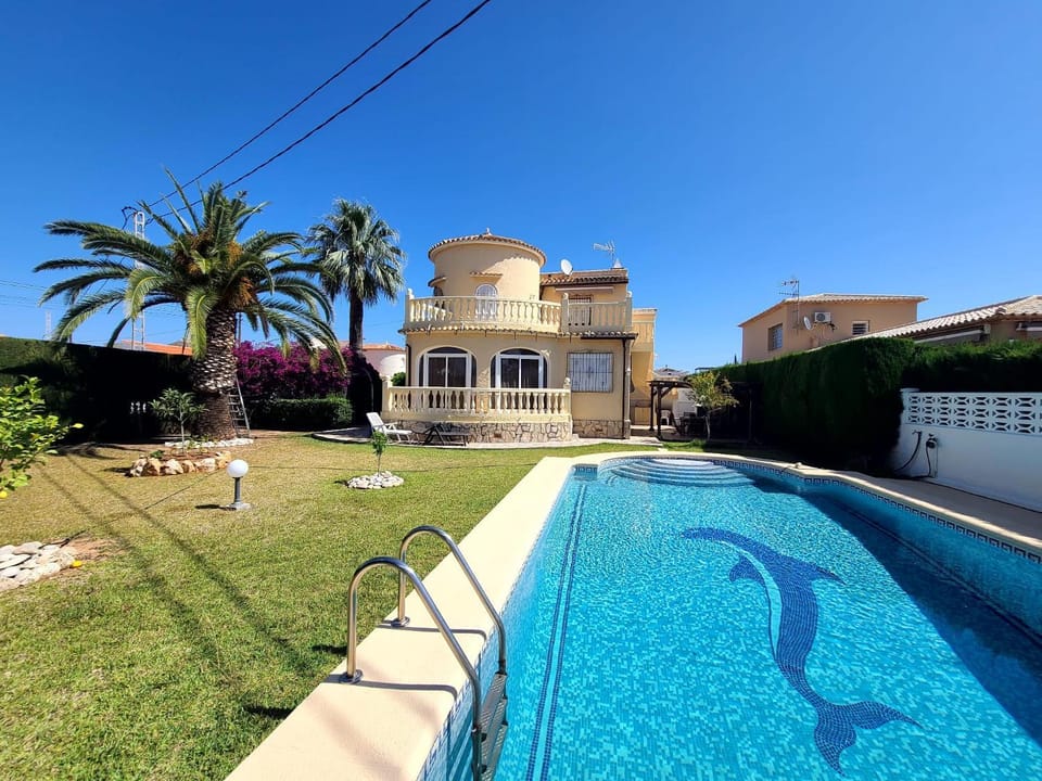 Laura House in Marina Alta