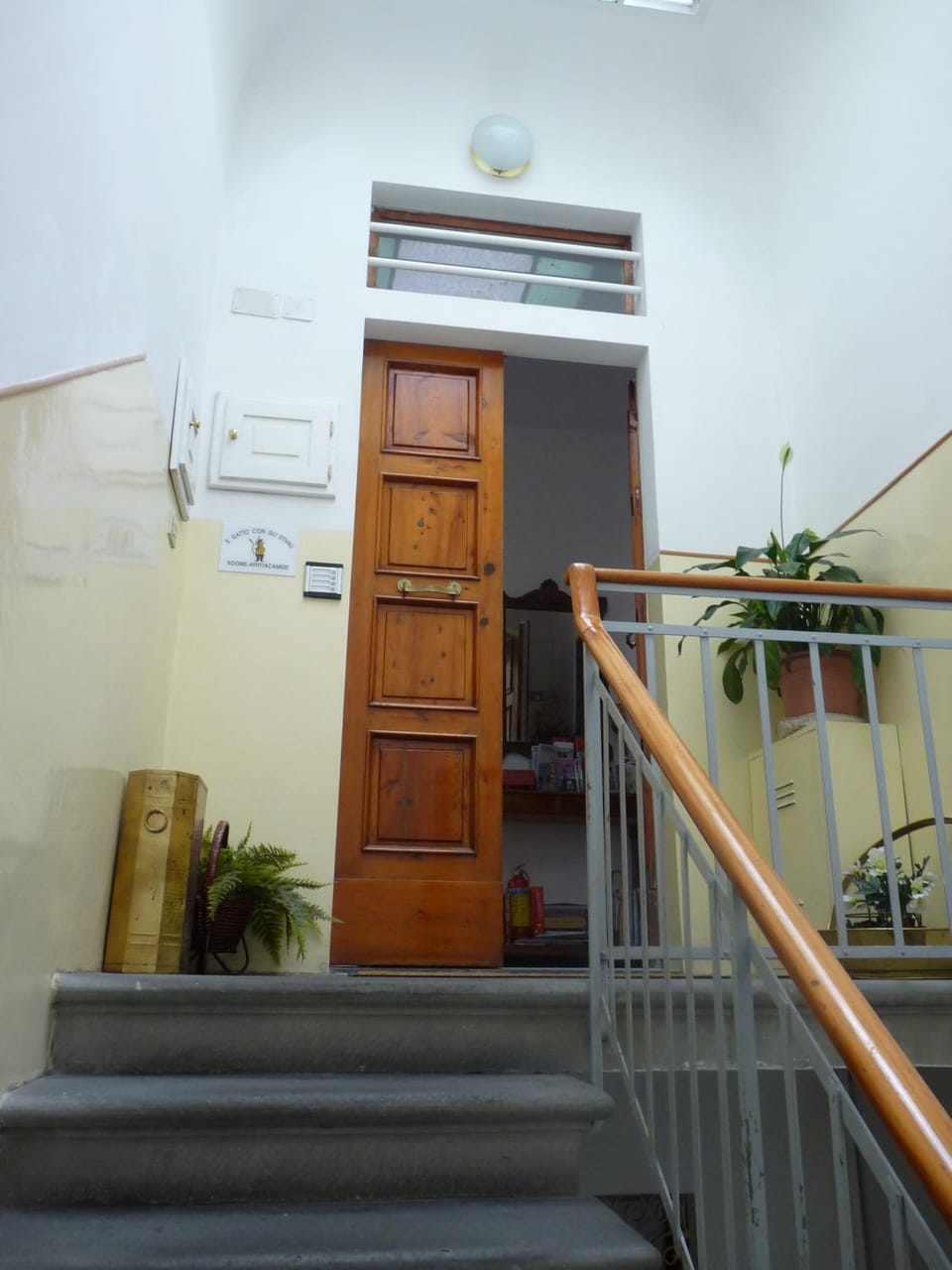 Facade/entrance
