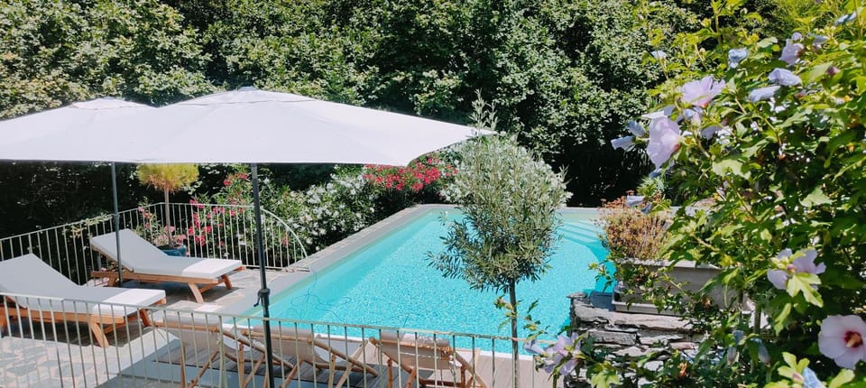 BBQ facilities, BBQ facilities, Garden view, Garden view, Landmark view, Landmark view, Mountain view, Mountain view, Pool view, Pool view, River view, River view, Swimming pool, sunbed, sunbed
