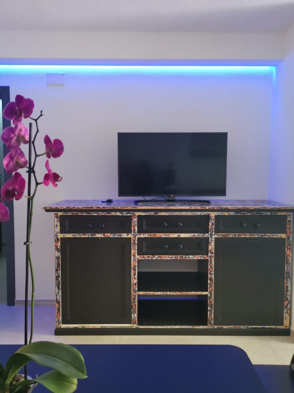 Communal lounge/ TV room, TV and multimedia