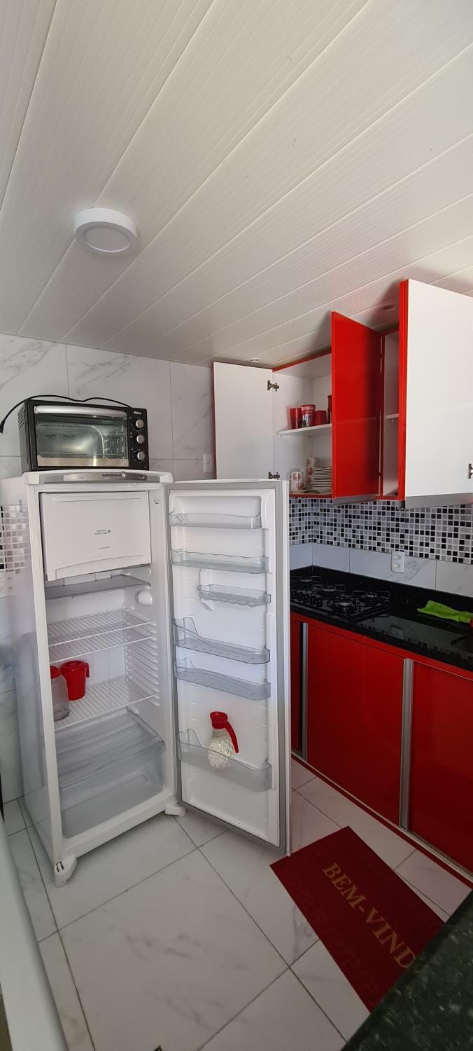 Kitchen or kitchenette, Communal kitchen