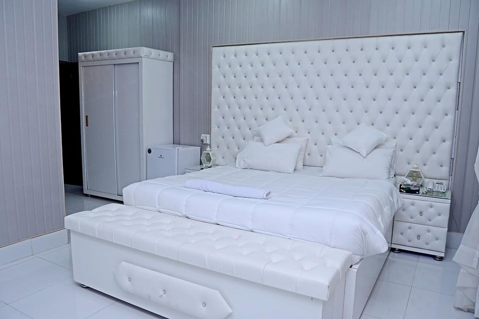 Bed, Photo of the whole room, Bedroom, towels, wardrobe