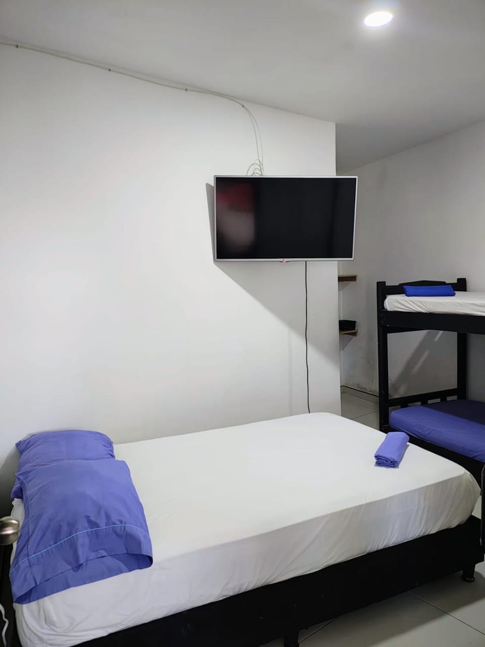 Bed, TV and multimedia