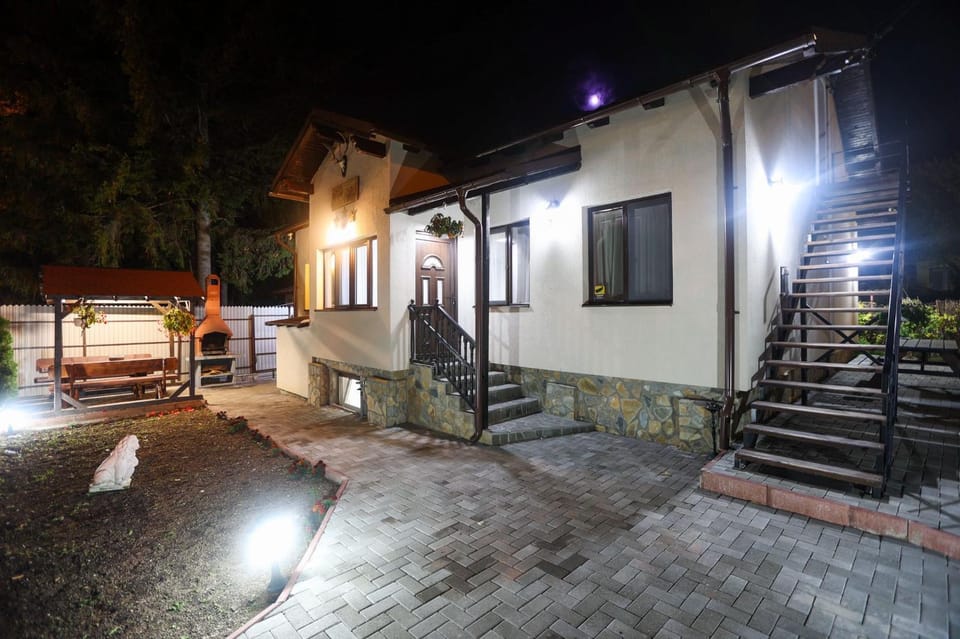 Casa Andy Bed and Breakfast in Prahova, Romania