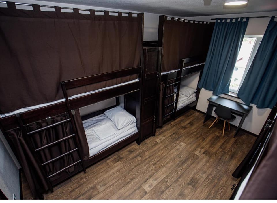 Photo of the whole room, bunk bed