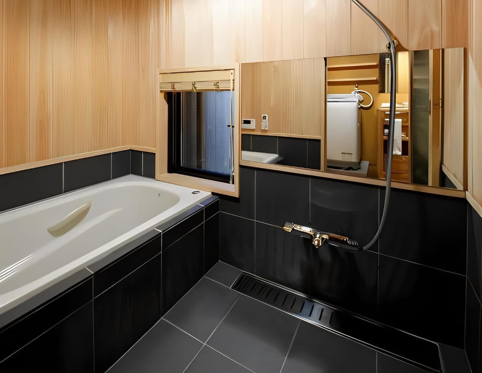 Bathroom, Bath