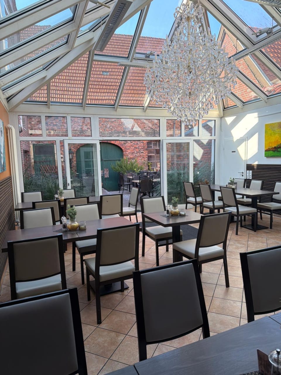 Restaurant/places to eat, Banquet/Function facilities, Food, Dinner