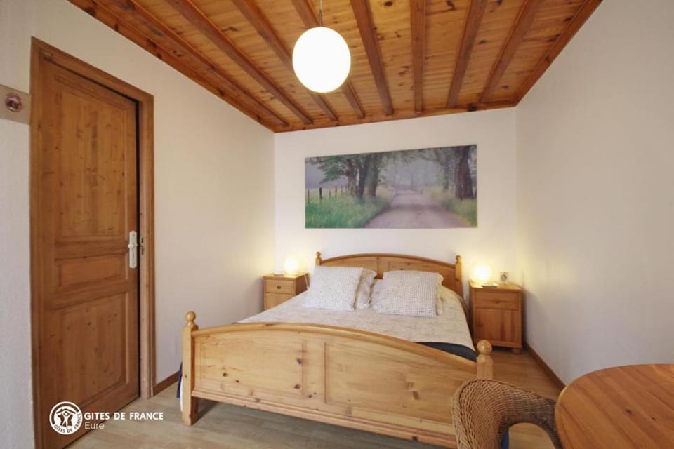 Les Chambres du Chataignier Bed and Breakfast in Normandy