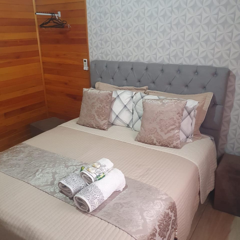 Bed, Bedroom, towels, wardrobe